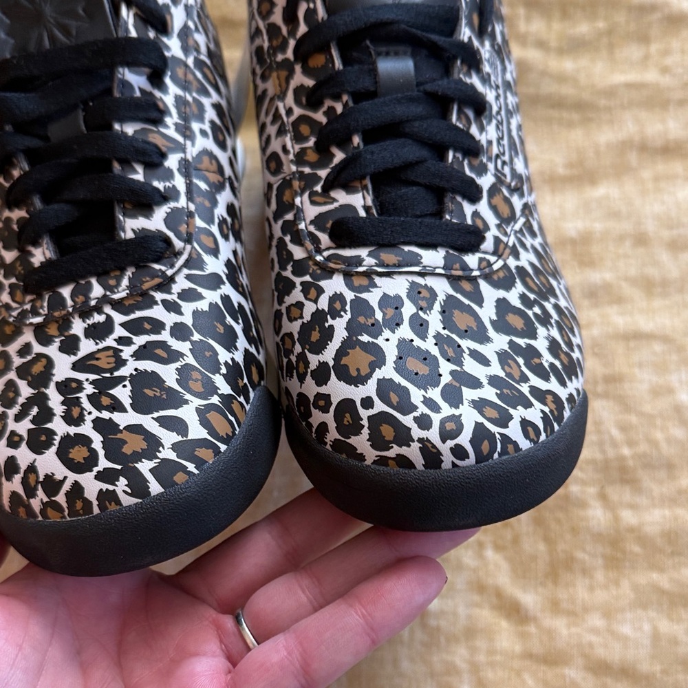 Reebok Princess Leopard print sneakers - Picture 6 of 17